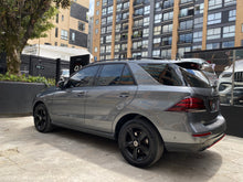 Cargar imagen en el visor de la galería, Mercedes-Benz GLE 250D 4MATIC Modelo 2017