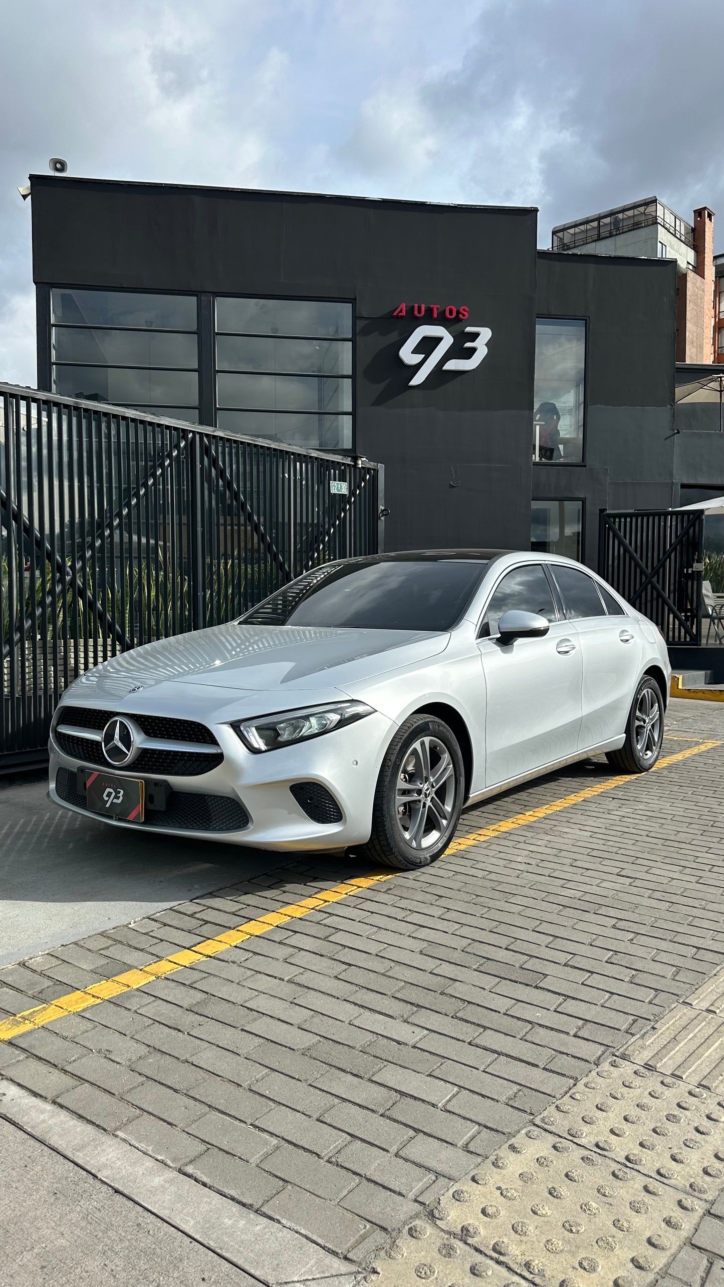 MERCEDES -BENZ A200 SEDAN 2020 - Autos 93