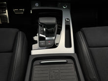 Cargar imagen en el visor de la galería, Audi Q5 Sportback Híbrida S-Line Modelo 2024