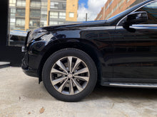 Cargar imagen en el visor de la galería, Mercedes-Benz GLS 500 4MATIC Modelo 2017