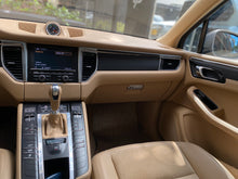 Cargar imagen en el visor de la galería, Porsche Macan Modelo 2015