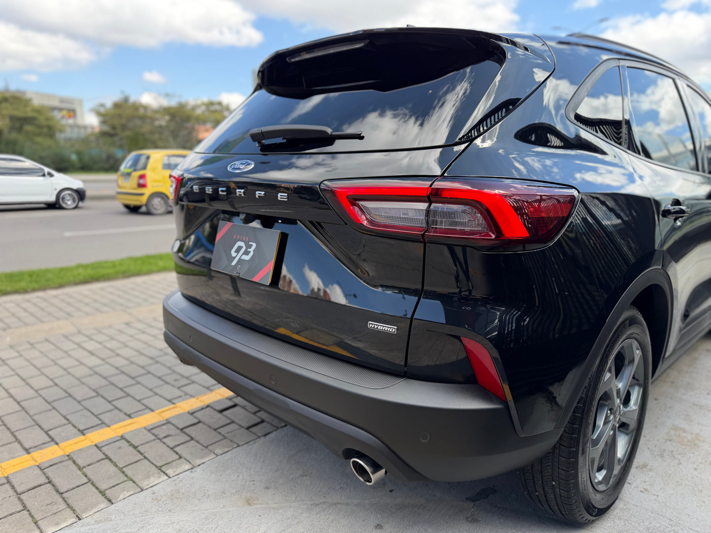 Ford Escape ST-Line Hybrid Modelo 2025 - Autos 93