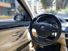 Cargar imagen en el visor de la galería, BMW 528I Modelo 2016