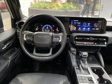 Cargar imagen en el visor de la galería, Toyota Land Cruiser Prado TXL Modelo 2025