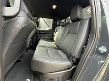 Cargar imagen en el visor de la galería, Toyota Tacoma TRD Sport Modelo 2025 - Autos 93