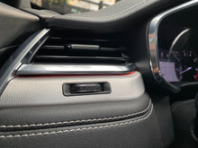 Cargar imagen en el visor de la galería, Jaguar F Pace P400 Hibrida Modelo 2022