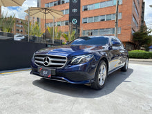 Cargar imagen en el visor de la galería, Mercedes-Benz E200 Modelo 2017