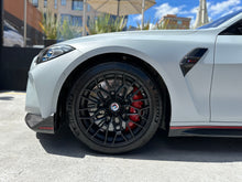 Cargar imagen en el visor de la galería, BMW M4 CSL Modelo 2023