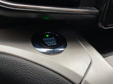 Cargar imagen en el visor de la galería, Ford Explorer XLT Modelo 2020