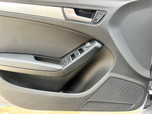 Cargar imagen en el visor de la galería, Audi A5 Sportback Modelo 2016