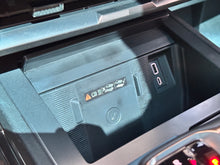 Cargar imagen en el visor de la galería, GMC Hummer EV SUV Blindada Modelo 2025