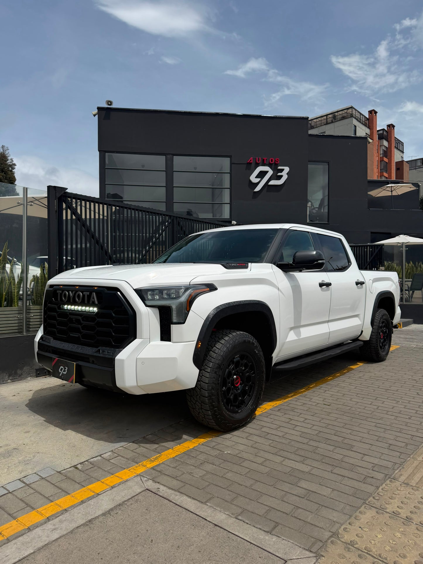 TOYOYA TUNDRA TRD PRO GASOELEC 2024 - Autos 93