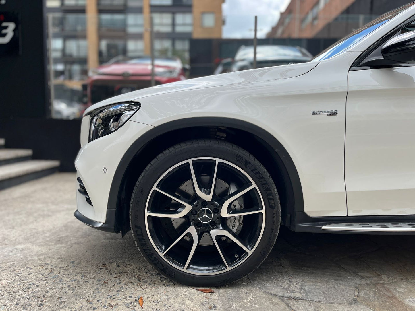 Mercedes-Benz GLC 43 AMG 4MATIC Modelo 2019 - Autos 93
