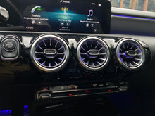 Cargar imagen en el visor de la galería, Mercedes-Benz AMG A35 4MATIC Modelo 2022