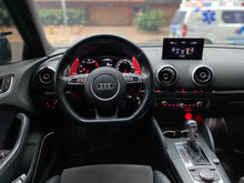 Cargar imagen en el visor de la galería, Audi A3 S-line Modelo 2015