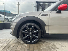 Cargar imagen en el visor de la galería, Mini Cooper S Clubman Modelo 2019