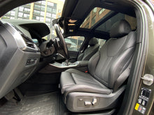 Cargar imagen en el visor de la galería, BMW X5 xDrive45E Modelo 2021