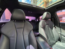 Cargar imagen en el visor de la galería, Audi RS3 Sedán Modelo 2018