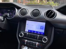 Cargar imagen en el visor de la galería, Ford Mustang GT Modelo 2021