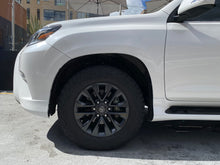 Cargar imagen en el visor de la galería, Lexus GX 460 Modelo 2022