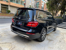 Cargar imagen en el visor de la galería, Mercedes-Benz GLS 500 4MATIC Modelo 2017