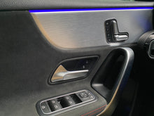 Cargar imagen en el visor de la galería, Mercedes-Benz AMG A35 4MATIC Modelo 2022