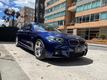 Cargar imagen en el visor de la galería, BMW 528I Modelo 2016