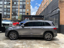 Cargar imagen en el visor de la galería, Mercedes-Benz GLB 200 Modelo 2024