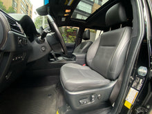 Cargar imagen en el visor de la galería, Lexus GX 460 Modelo 2022