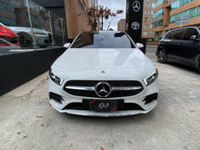 Cargar imagen en el visor de la galería, Mercedes-Benz A 180 Modelo 2022