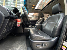 Cargar imagen en el visor de la galería, Toyota Prado TXL Modelo 2015