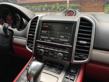 Cargar imagen en el visor de la galería, Porsche Cayenne GTS Modelo 2016