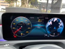Cargar imagen en el visor de la galería, Mercedes-Benz A 180 Modelo 2022
