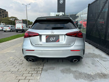 Cargar imagen en el visor de la galería, Mercedes-Benz AMG A35 4MATIC Híbrido Modelo 2023