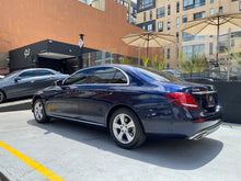 Cargar imagen en el visor de la galería, Mercedes-Benz E200 Modelo 2017