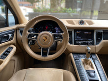 Cargar imagen en el visor de la galería, Porsche Macan Modelo 2015