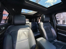 Cargar imagen en el visor de la galería, Ford Explorer Limited Blindado 2019