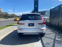 Cargar imagen en el visor de la galería, Volvo XC60 T5 R Desing Modelo 2019