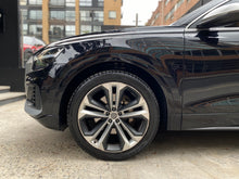 Cargar imagen en el visor de la galería, Audi Q8 Hibrida Blindada Modelo 2019