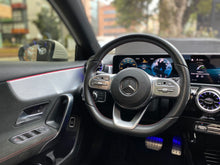 Cargar imagen en el visor de la galería, Mercedes-Benz A 180 Modelo 2022