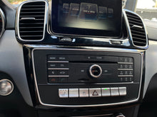 Cargar imagen en el visor de la galería, Mercedes-Benz GLS 500 4MATIC Modelo 2017