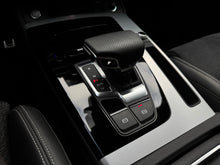 Cargar imagen en el visor de la galería, Audi Q5 Sportback Híbrida S-Line Modelo 2024