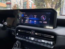 Cargar imagen en el visor de la galería, Toyota Land Cruiser Prado TXL Modelo 2025