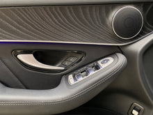 Cargar imagen en el visor de la galería, Mercedes-Benz GLC 300E Híbrido Modelo 2022