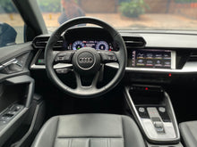 Cargar imagen en el visor de la galería, Audi A3 Sportback Modelo 2024