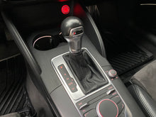 Cargar imagen en el visor de la galería, Audi A3 S-line Modelo 2015