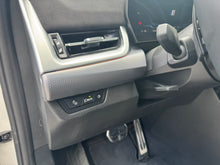 Cargar imagen en el visor de la galería, BMW iX2 XDrive30 M Modelo 2025