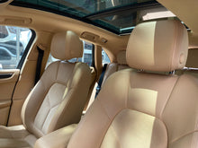 Cargar imagen en el visor de la galería, Porsche Macan Modelo 2015