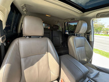 Cargar imagen en el visor de la galería, Lexus GX 460 Modelo 2016