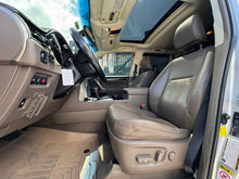 Cargar imagen en el visor de la galería, Lexus GX 460 Modelo 2016